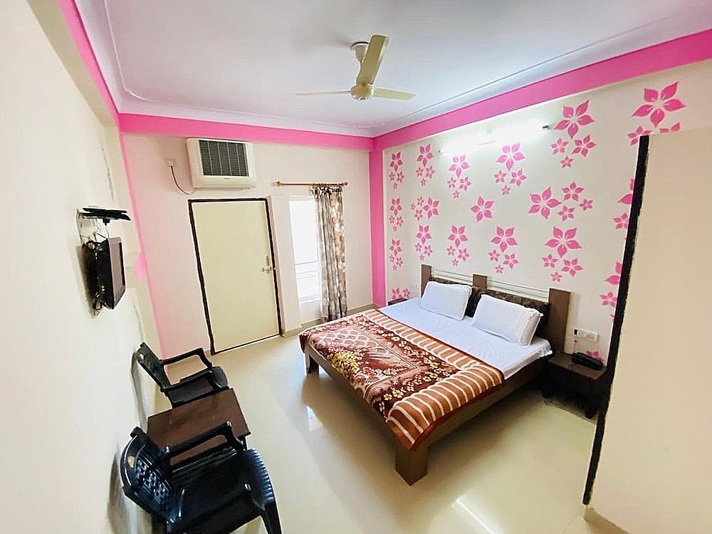 undefined Hotel Ashwin 6