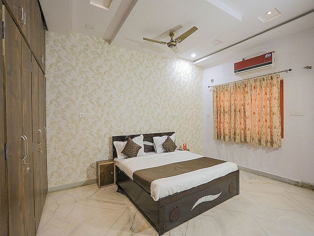 undefined OYO 10287 Home 3BHK Villa near Lake City Mall 8