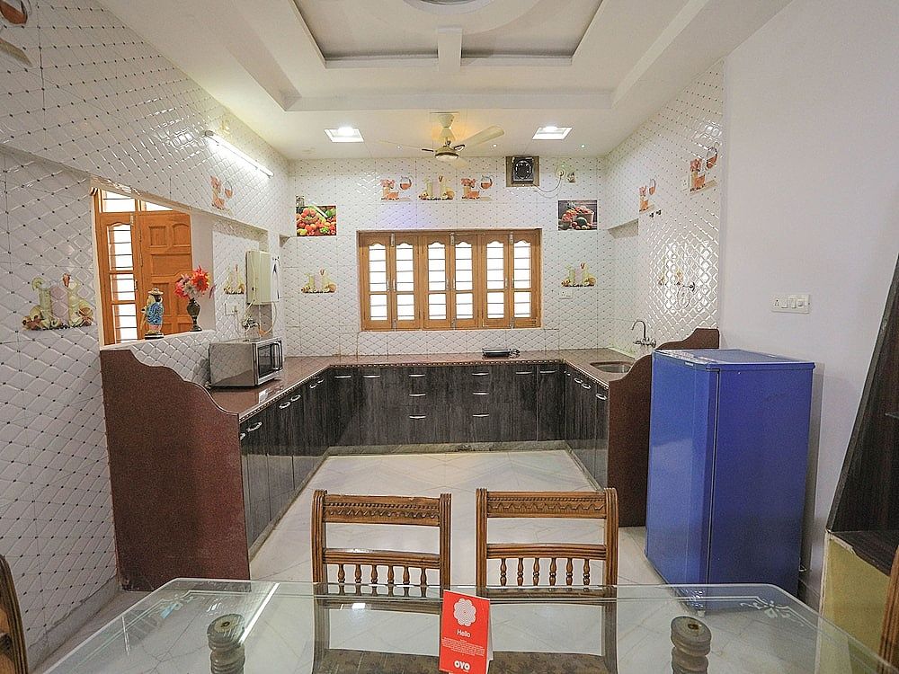 undefined OYO 10287 Home 3BHK Villa near Lake City Mall 3