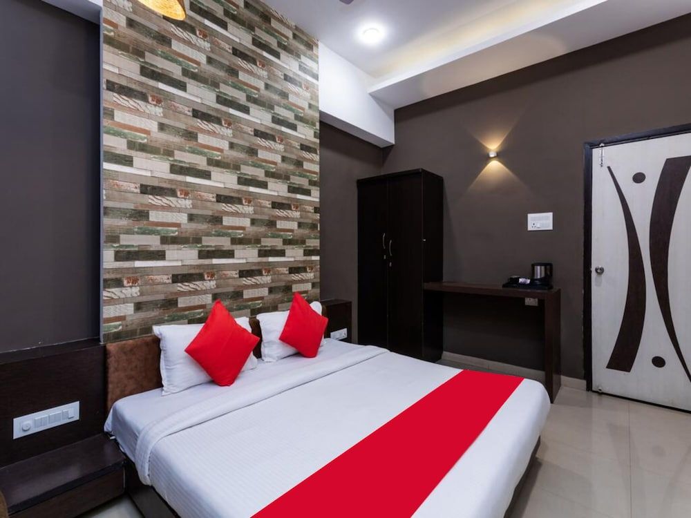 undefined Goroomgo Excellent Stay Mallital Nainital 2