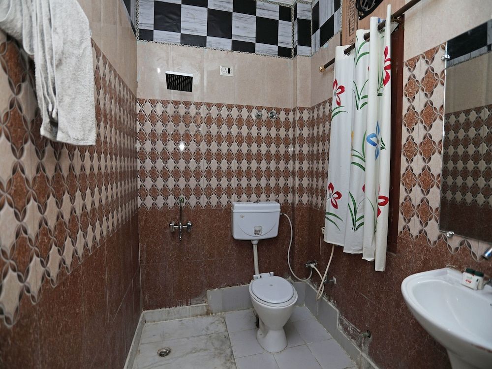 OYO 270 Home Stay Inn Double or Twin Room 14