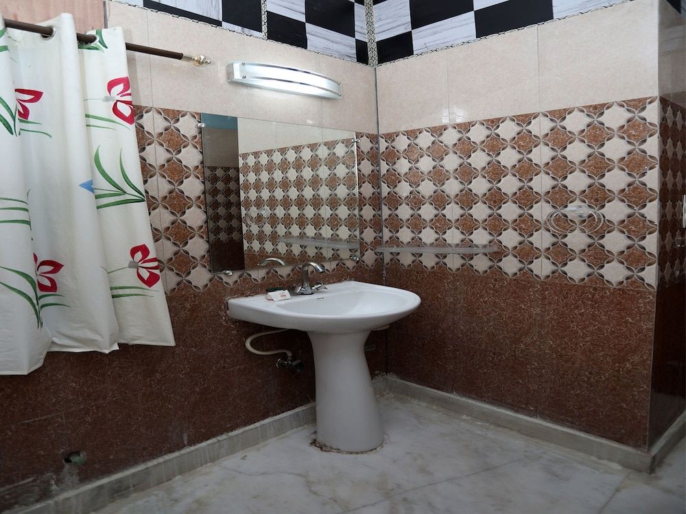 OYO 270 Home Stay Inn Double or Twin Room 19