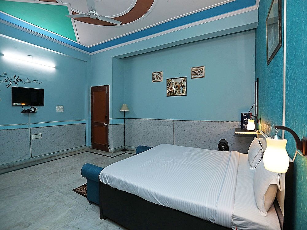 undefined OYO 270 Home Stay Inn 10