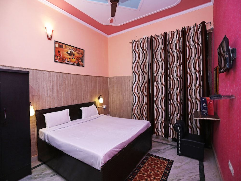 OYO 270 Home Stay Inn Double or Twin Room 5