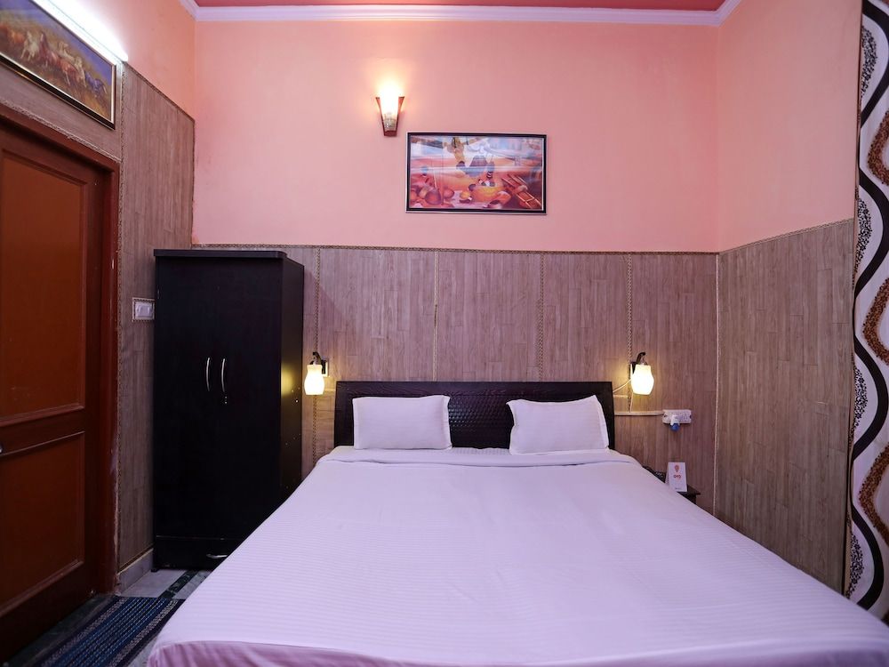 OYO 270 Home Stay Inn Double or Twin Room 10