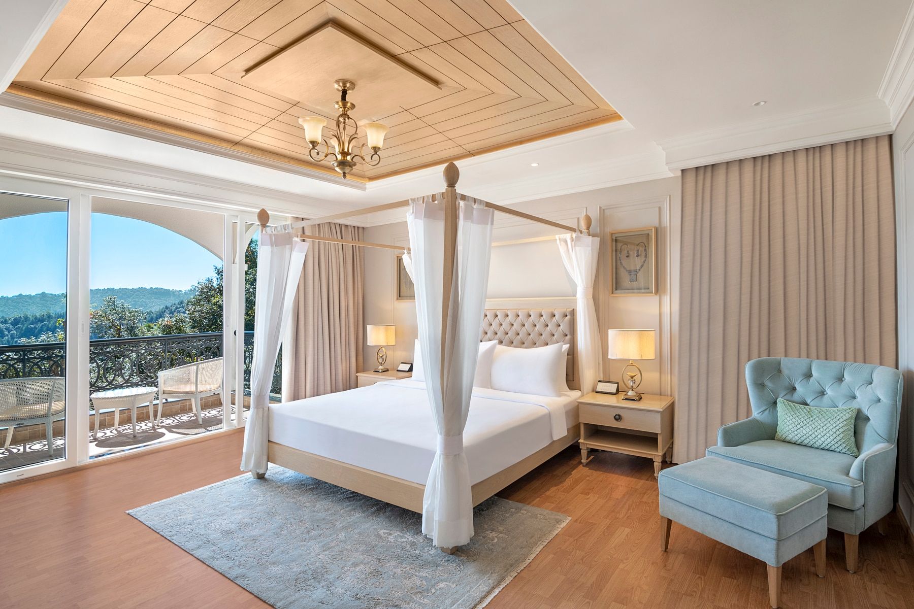 Suite, 1 King Bed, Mountain View (The Petunia Cottage)