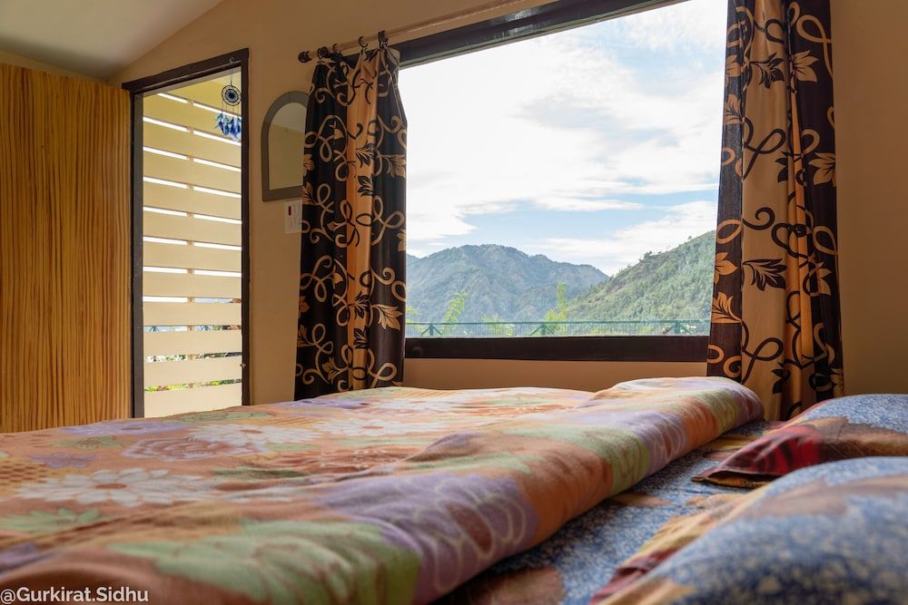 The Goat Village Escape Comfort Cottage 6