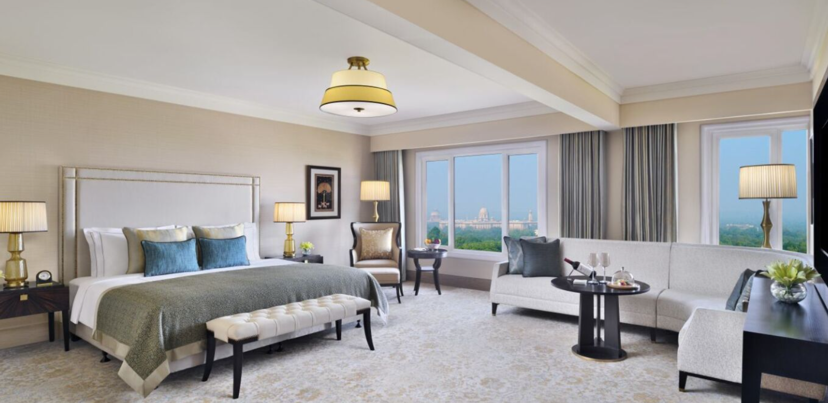 Taj Club Suite 1 way Airport Transfer Cocktail hours