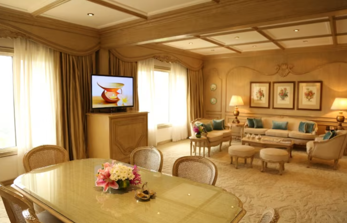 GRAND LUXURY SUITE