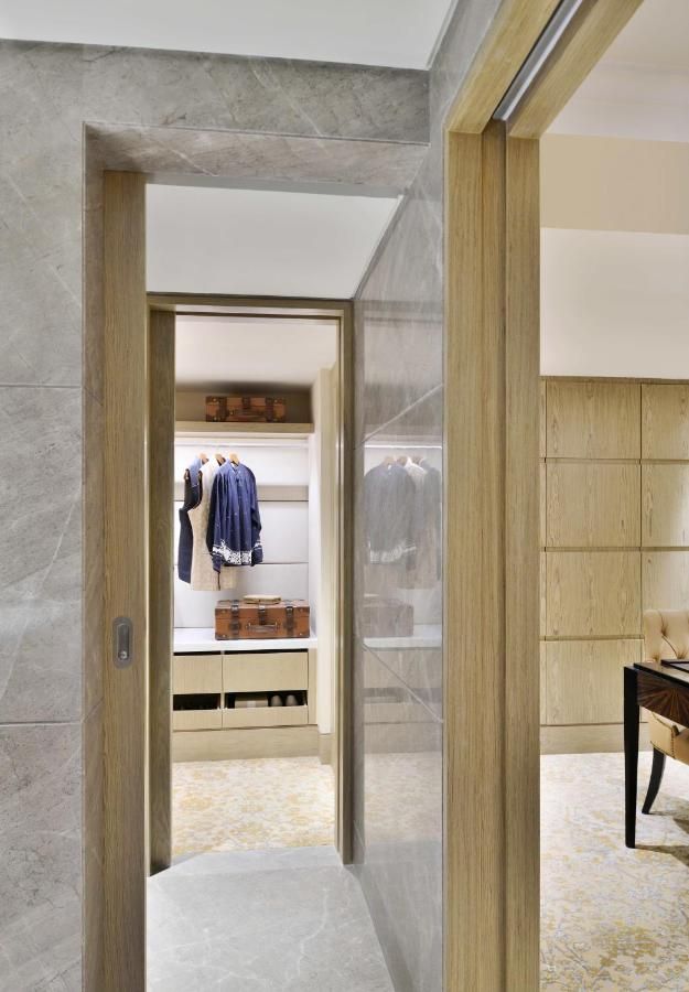 TAJ CLUB SUITE