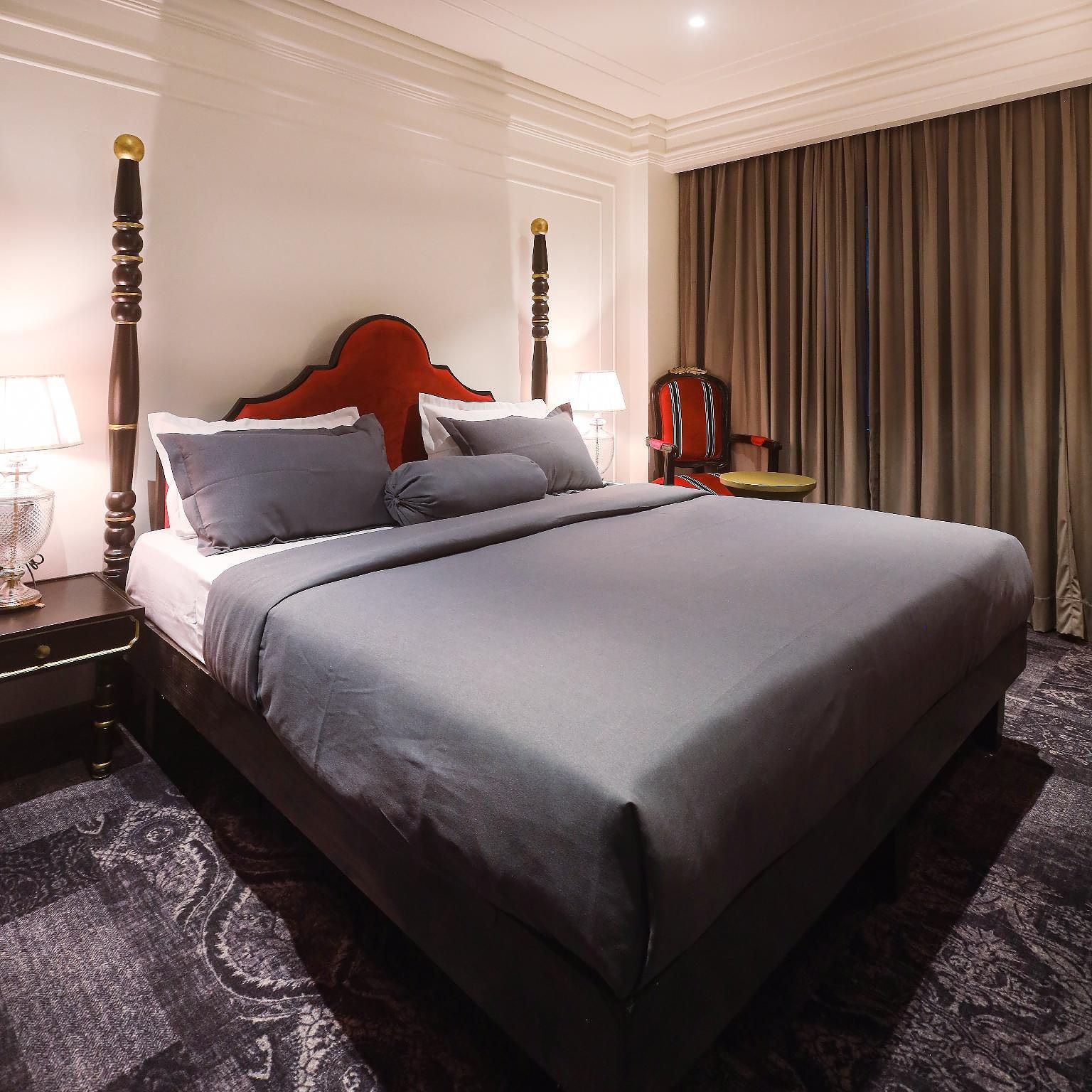 The Saga Hotel, Green Park Deluxe Room 3