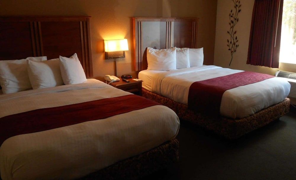 Room, 2 Queen Beds, Non Smoking