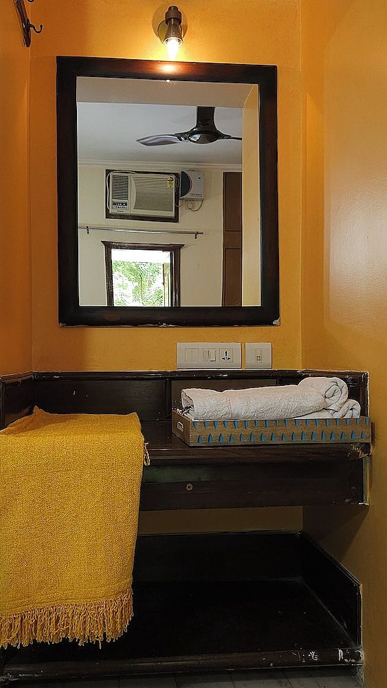 Prakash Kutir B&B Executive Twin Room, 1 Bedroom, Balcony, City View 5