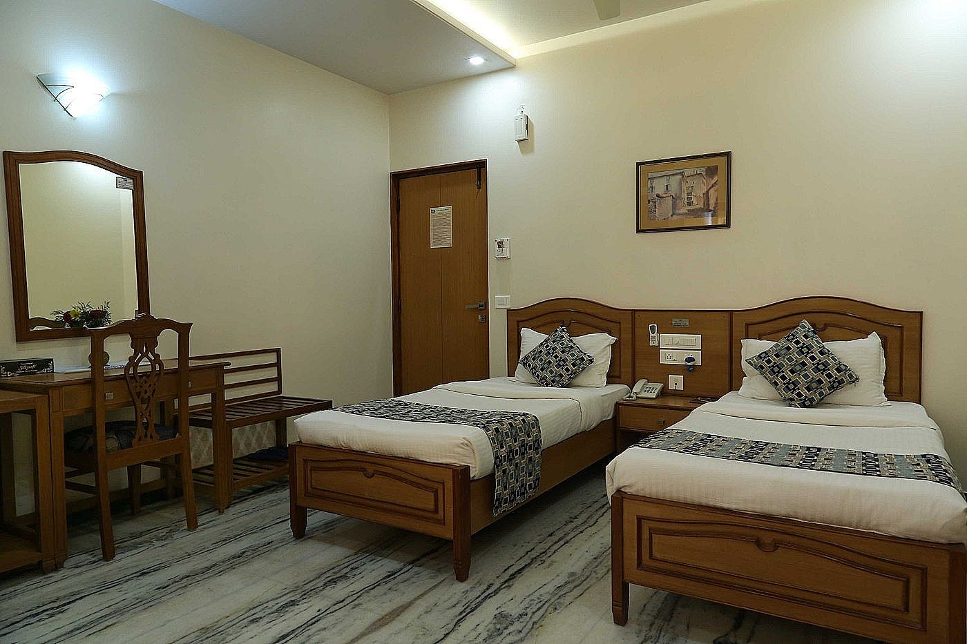 Deluxe Double or Twin Room