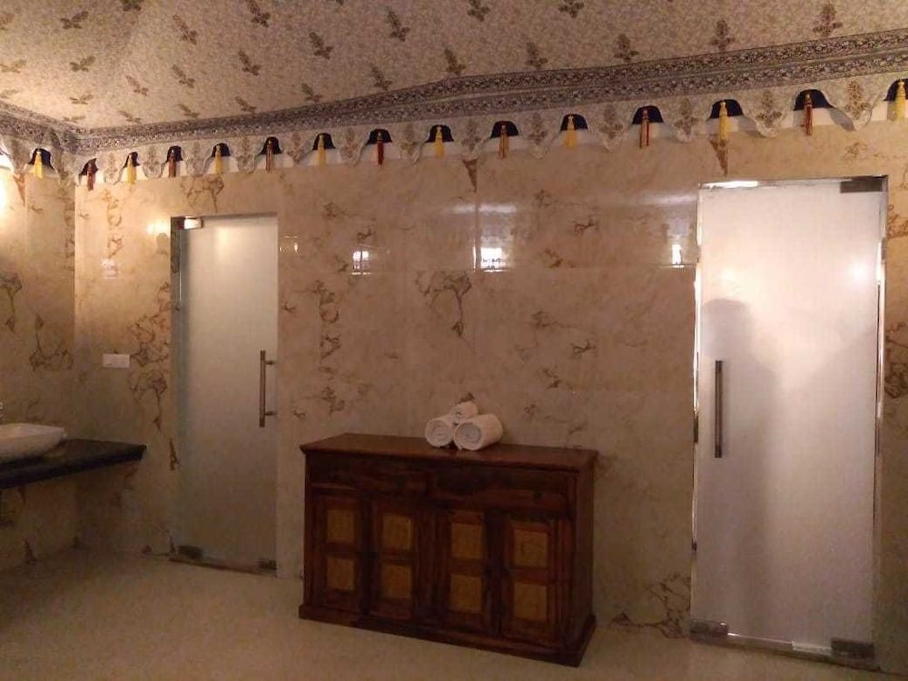 TGI Tiger Roar Resort Luxury Tent 2