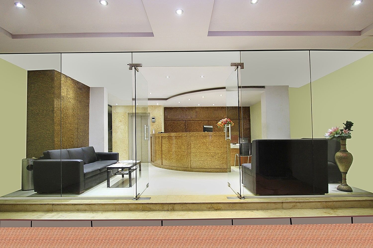 undefined Hotel MB International Palace Side 2
