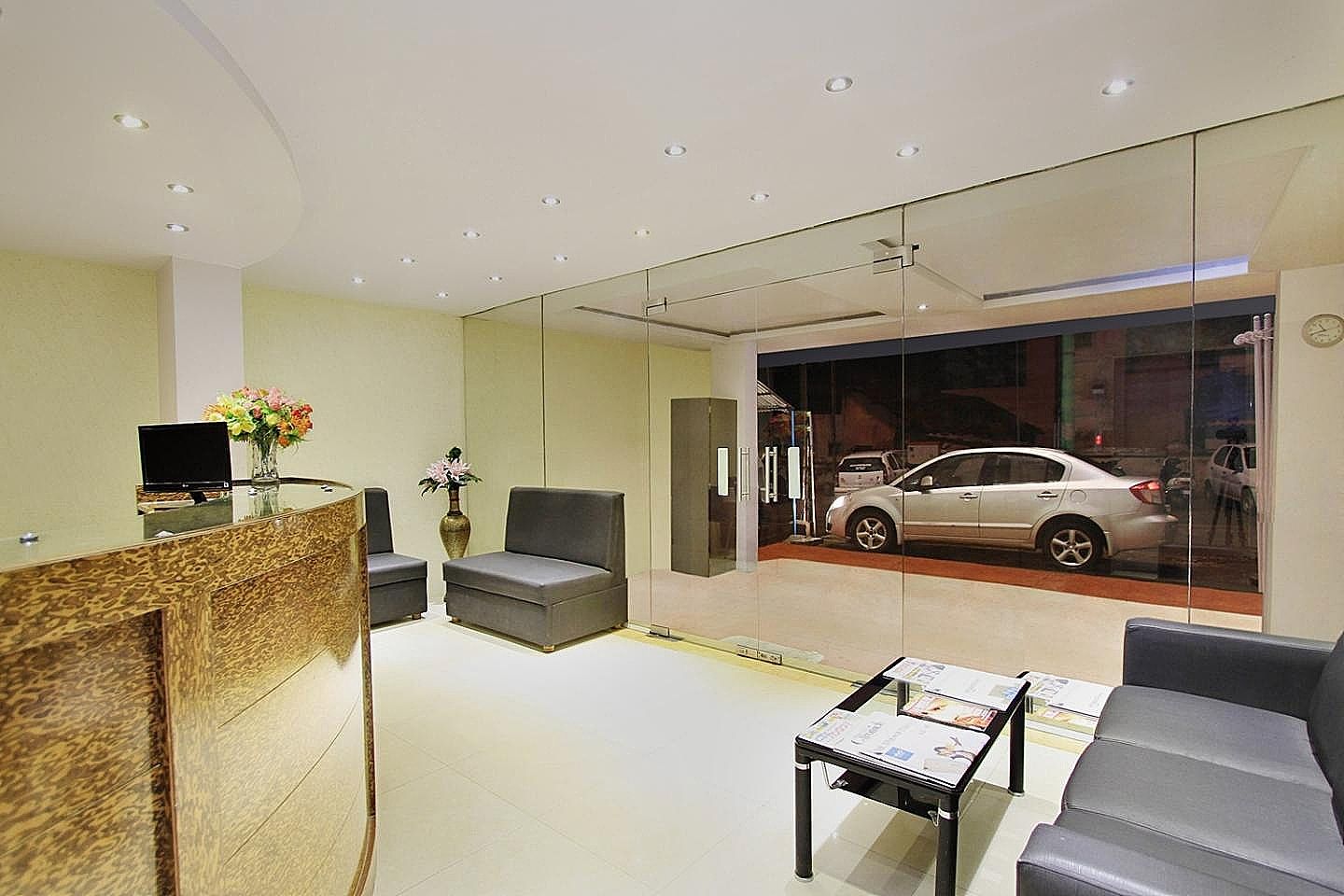 undefined Hotel MB International Palace Side 5