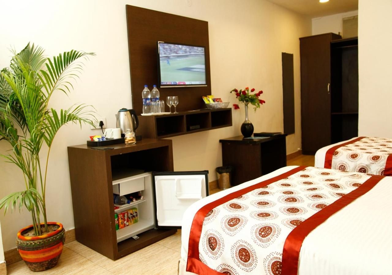 MB Greens Clarks Inn Moradabad Standard Room In Lower Ground Floor 5