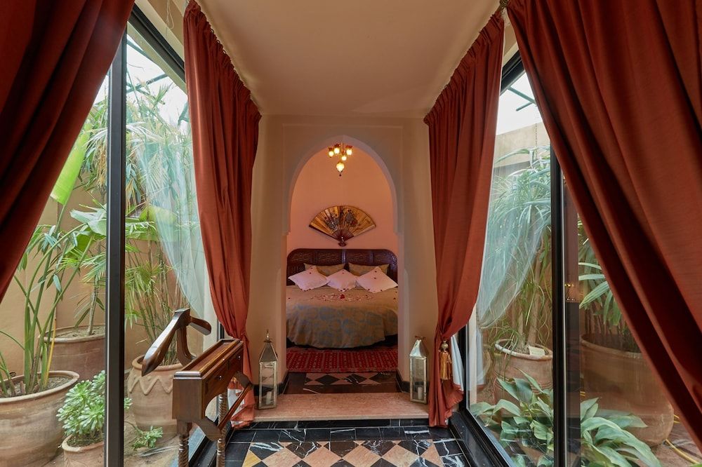 undefined Dar Ayniwen Garden Hotel & Bird Zoo