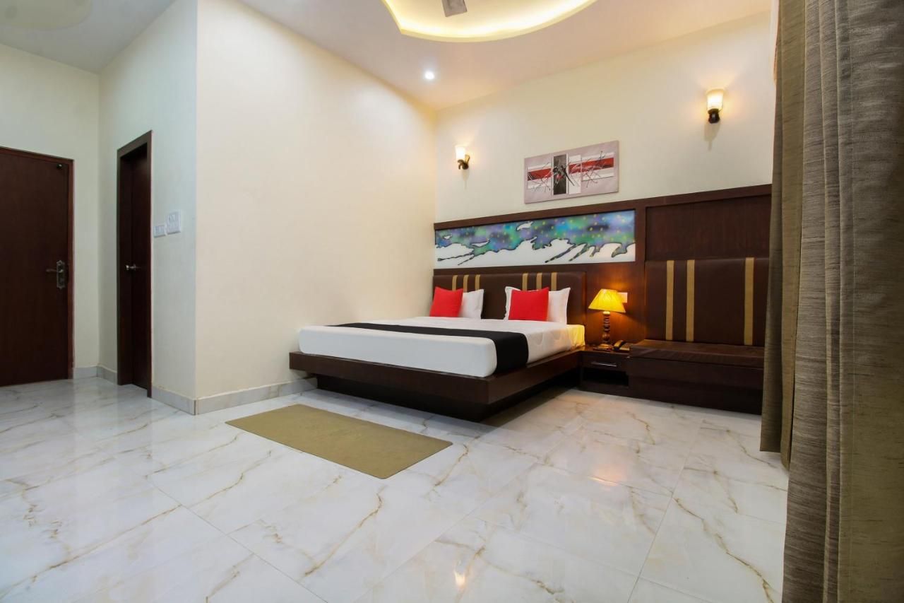 Hotel Basera Deluxe Room 14