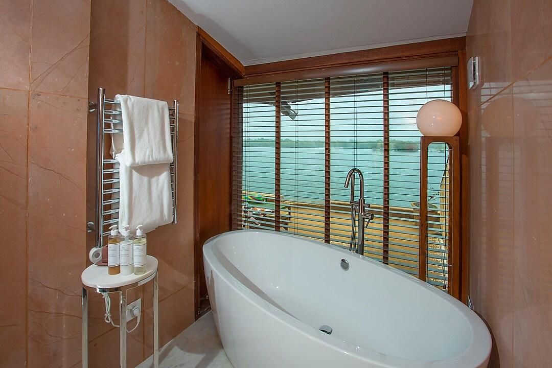 RAAS CHHATRASAGAR Family Tent 8