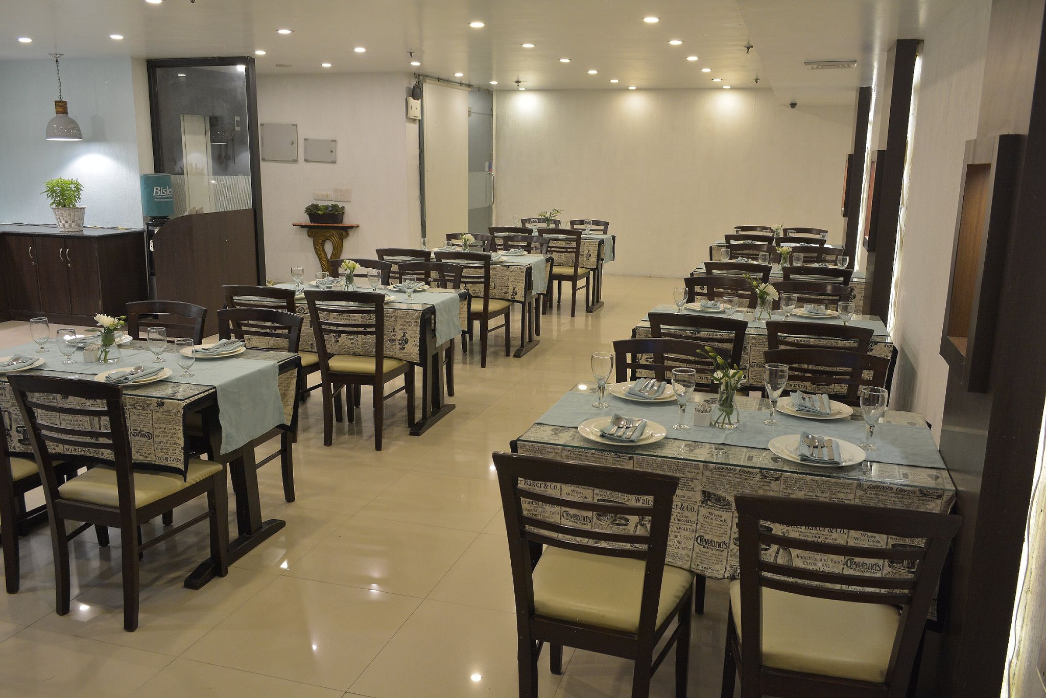 Food & Dining