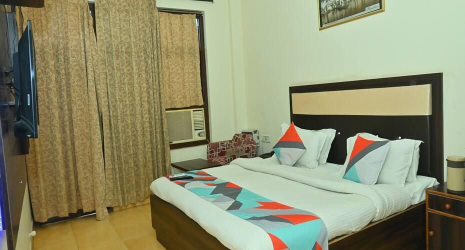 Deluxe Ac Double Bed Room