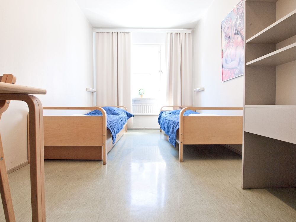 Eurohostel Economy Twin Room, 2 Twin Beds, Shared Bathroom 2