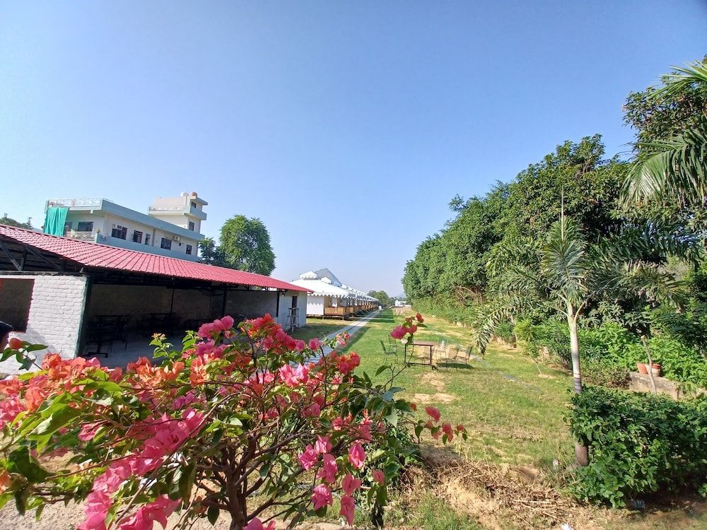 Children's play area - outdoor