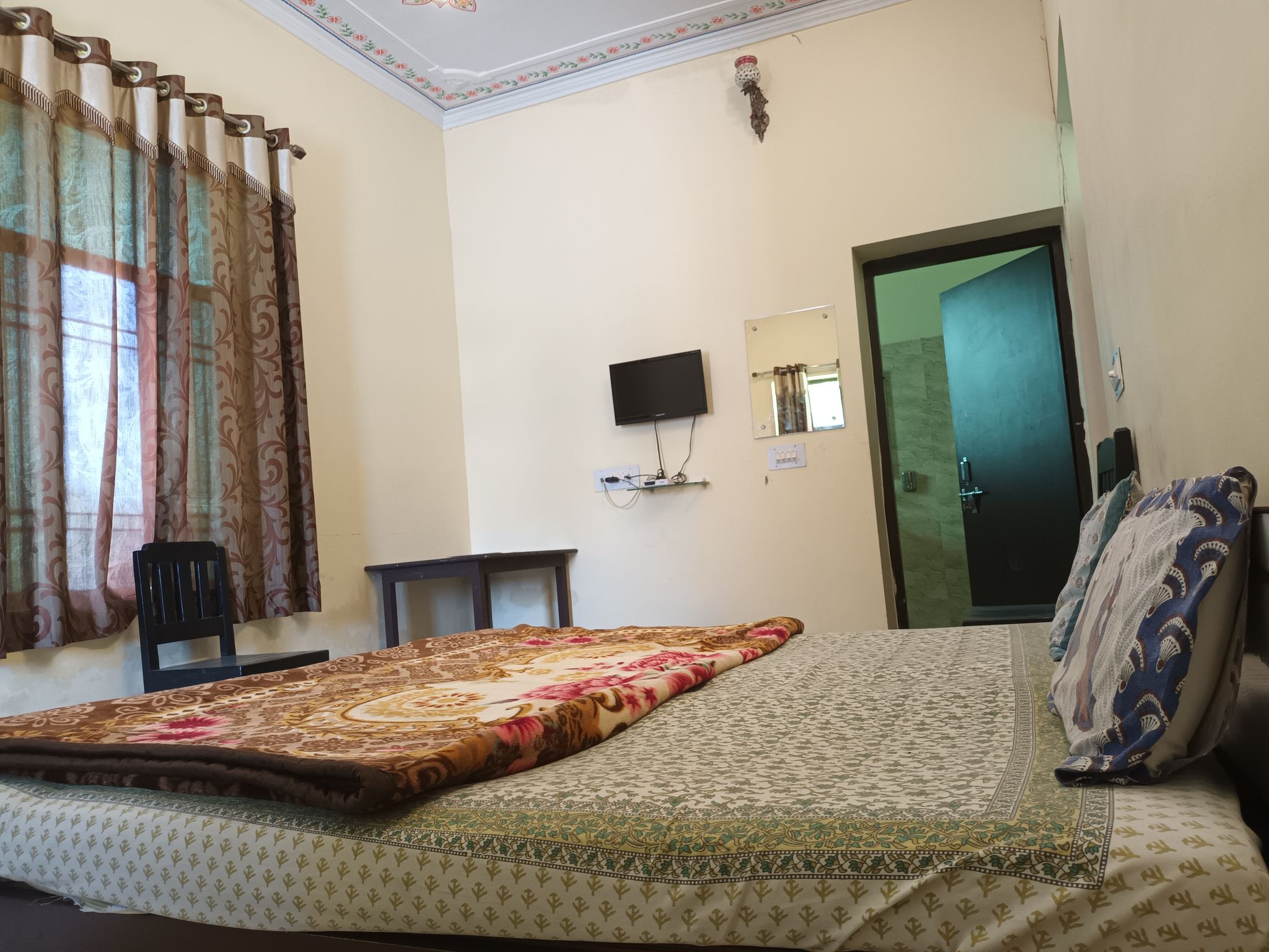 Hotel Green Haveli Deluxe Room 9