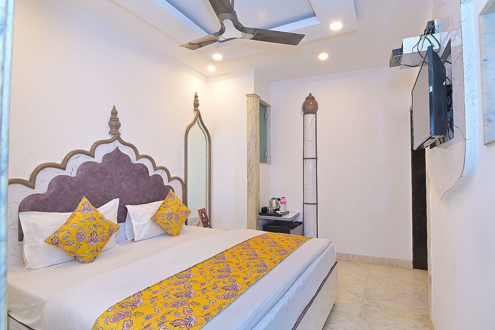 Hotel Natraj Yes Please @ New Delhi Railway station  Deluxe Room 6