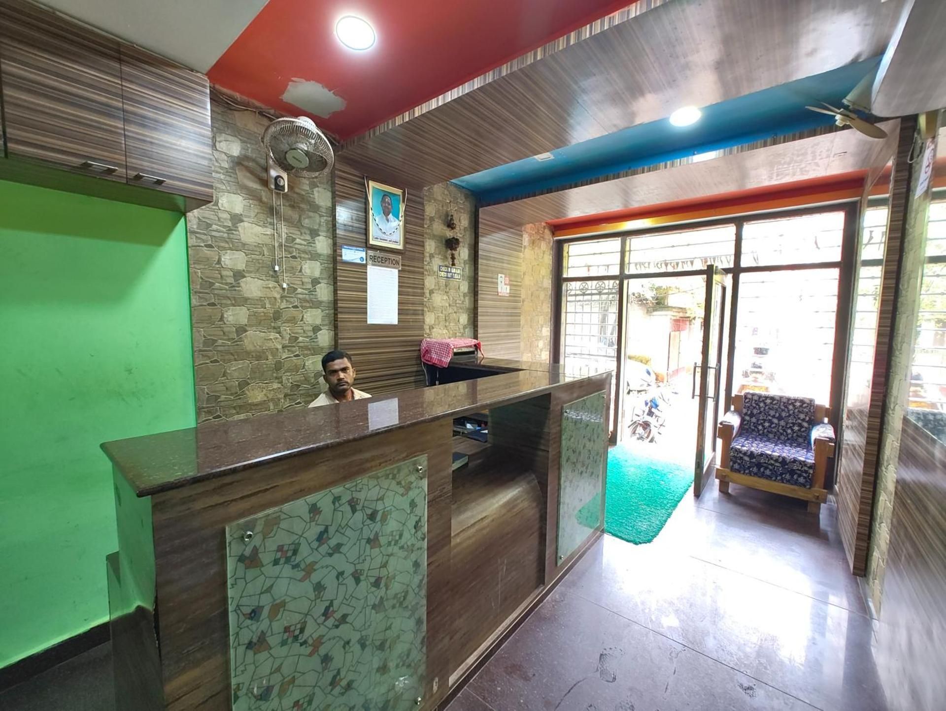 undefined Goroomgo Samrat Palace Puri 2