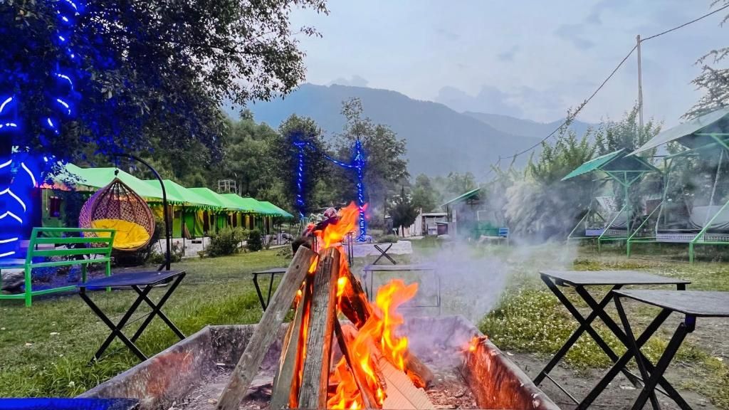 Hotel Himalayan River and Camps