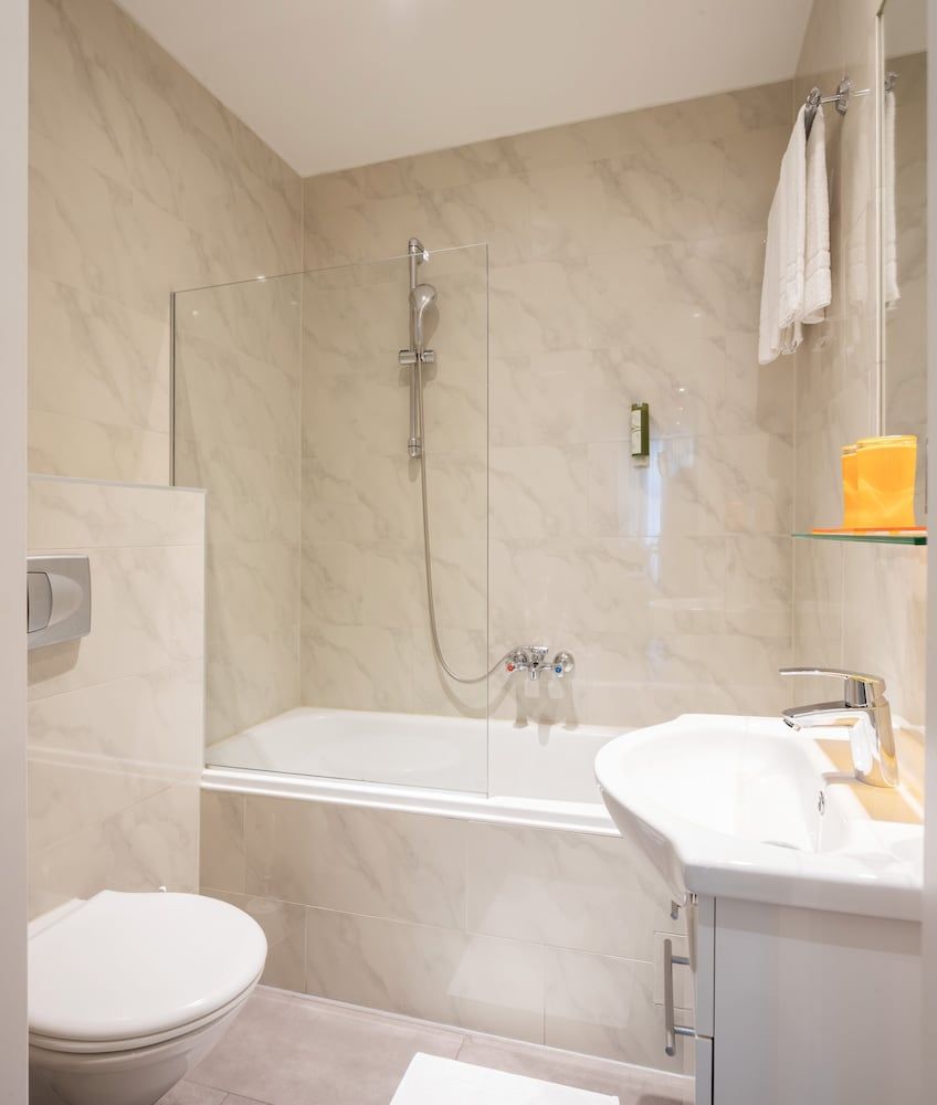 The Levante Rathaus Apartments Superior Apartment 4