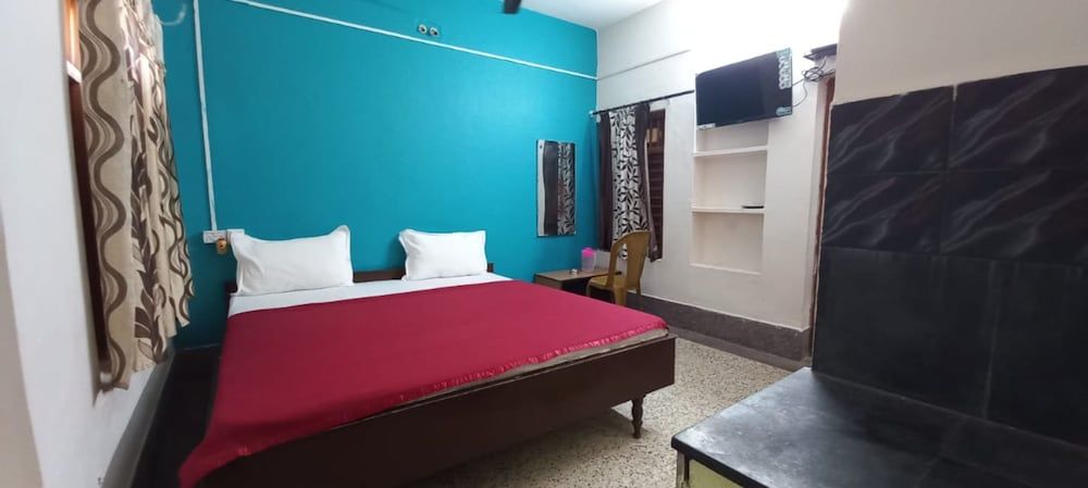 Goroomgo Rukmini Villa Puri Deluxe Double Room, Balcony 8