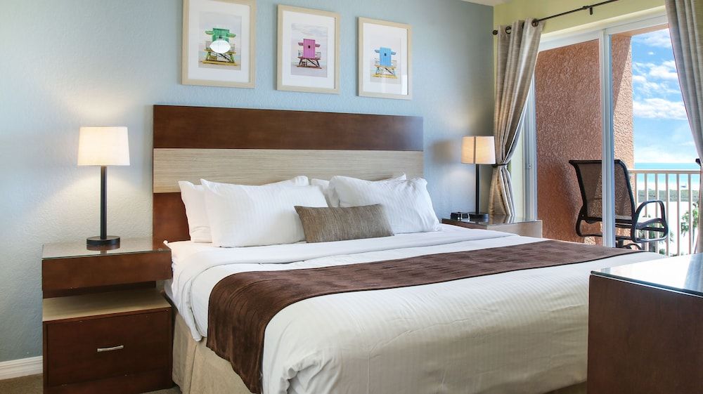 Surf Beach Treasure Island Resort Condo, 2 Bedrooms, Balcony (Gulf Front) 2