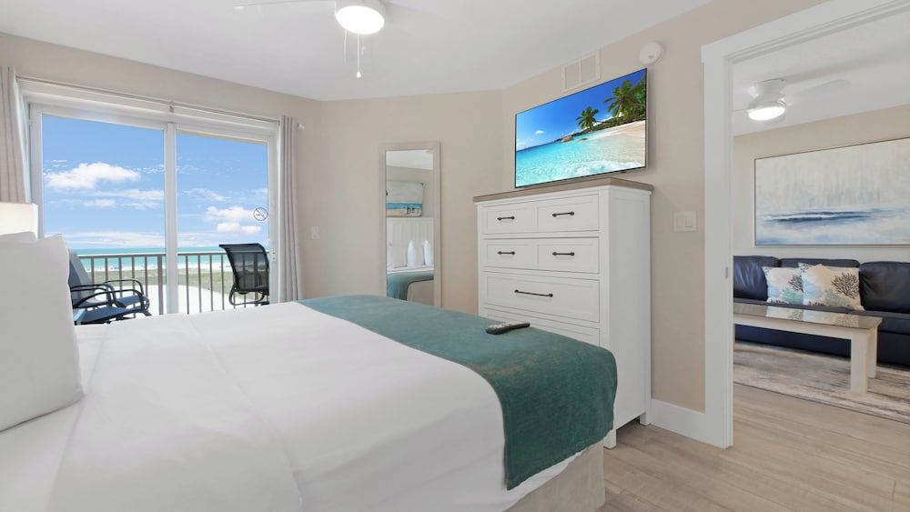 Surf Beach Treasure Island Resort Premium Condo, 2 Bedrooms, Balcony, Ocean View (Gulf Front) 5