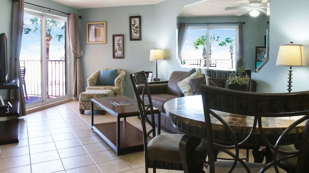 Surf Beach Treasure Island Resort