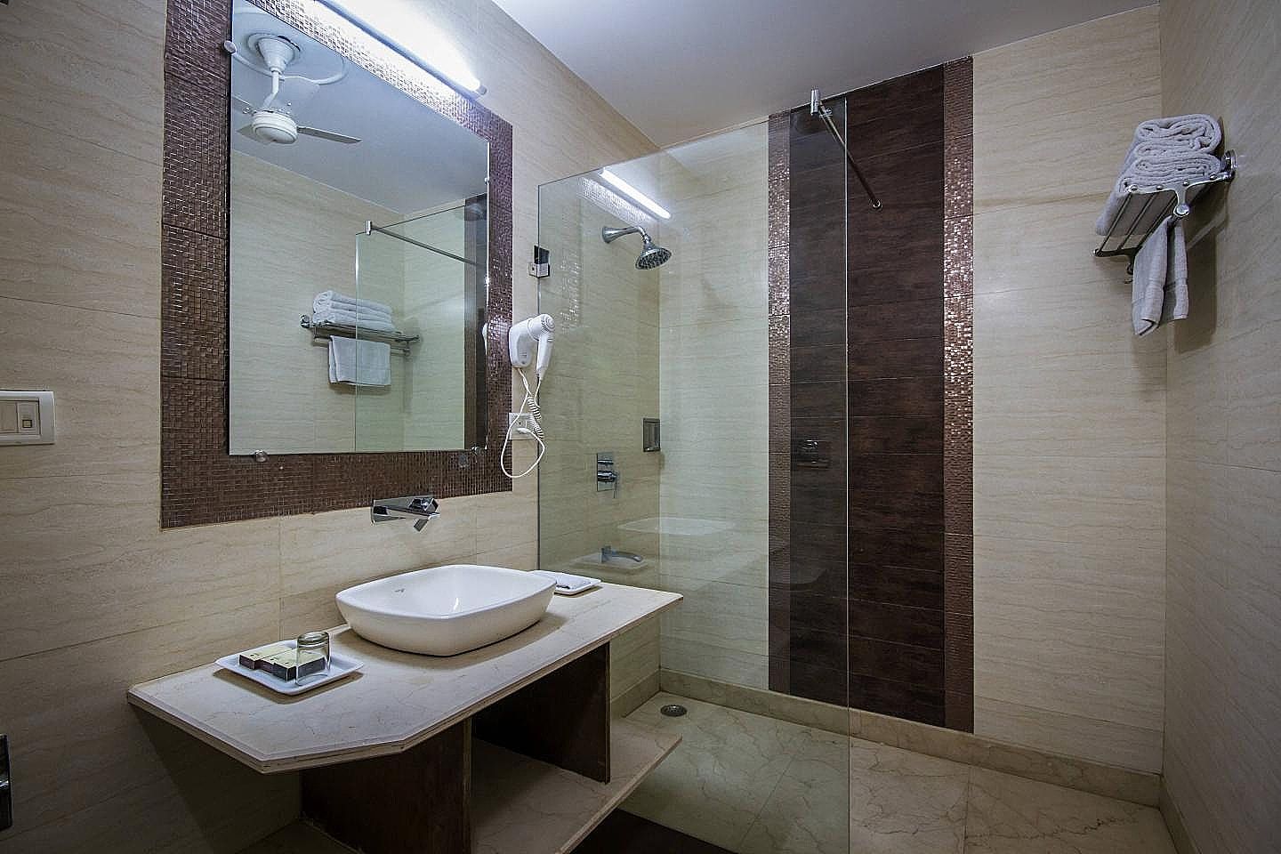 The Suncourt Hotel Yatri Superior Room 17