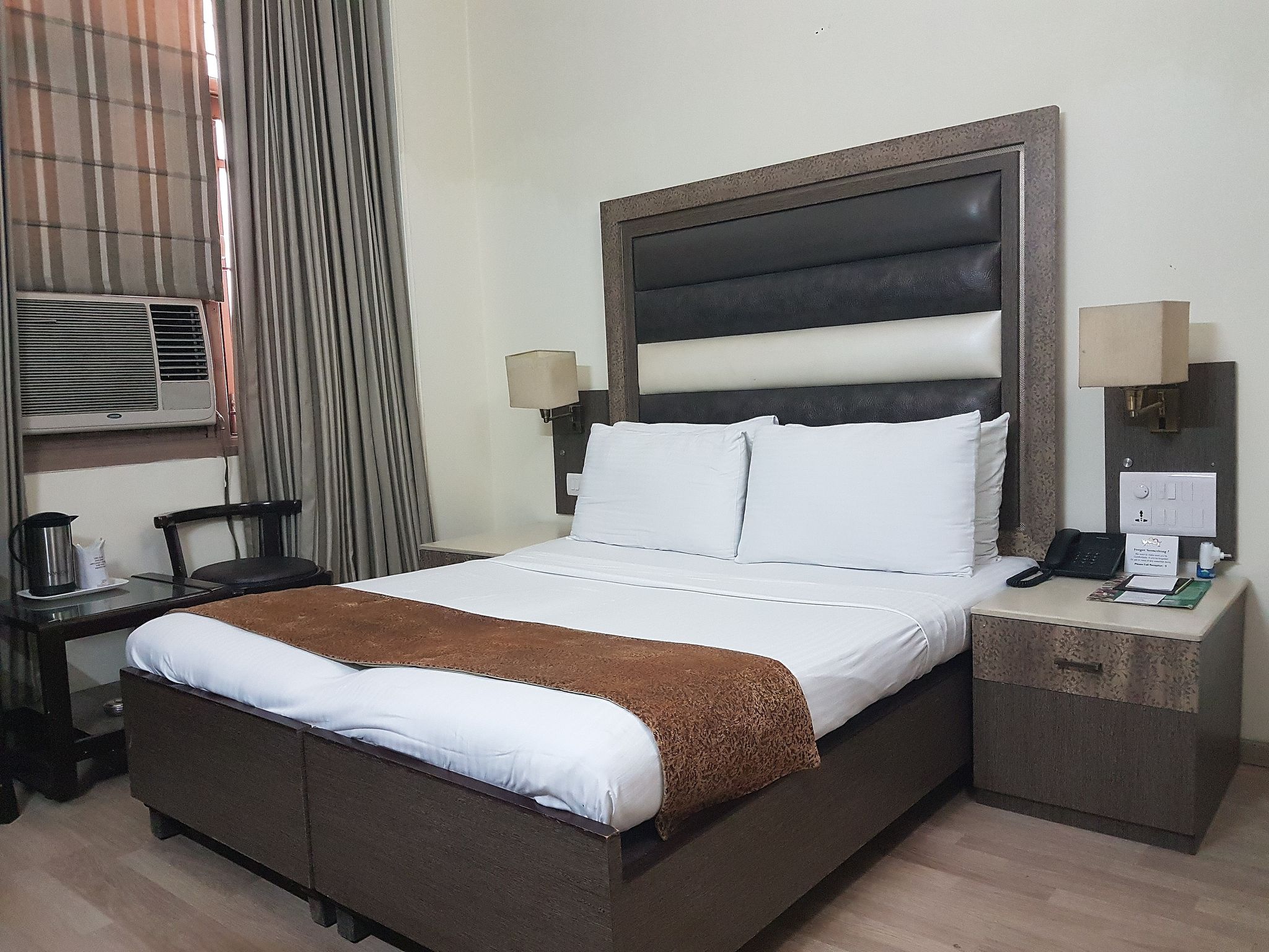 The Suncourt Hotel Yatri Value Room 6