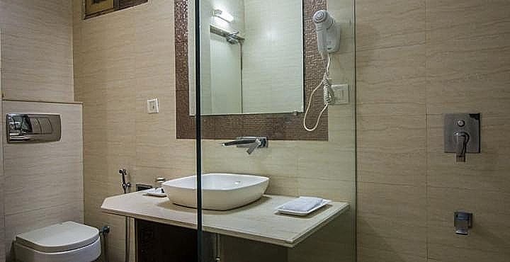 The Suncourt Hotel Yatri Superior Room 16