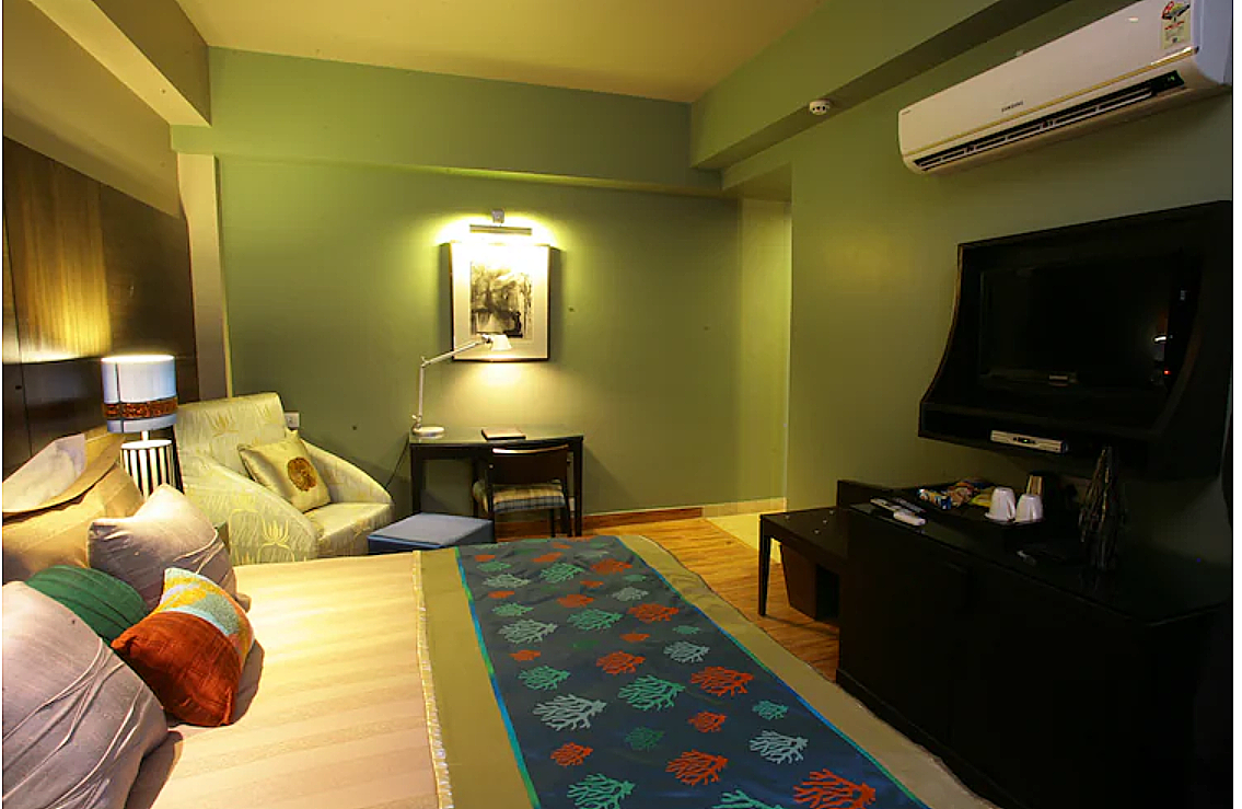 juSTa Gurgaon Superior Room 5