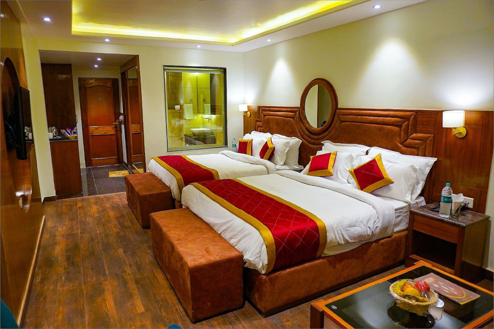 Comfort Inn Junior Suite with Free Child Stay up to 7 years.