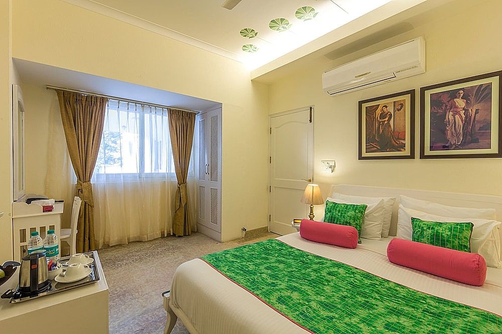Colonels Retreat 2 Deluxe Double or Twin Room, 2 Twin Beds, Non Smoking 9