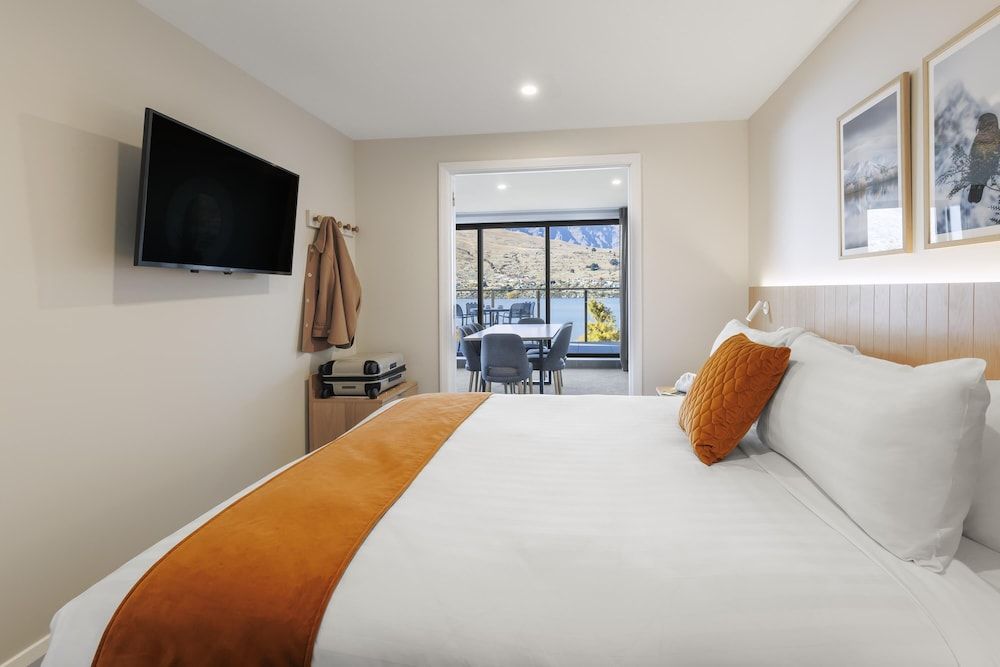 undefined Oaks Queenstown Shores Resort 2