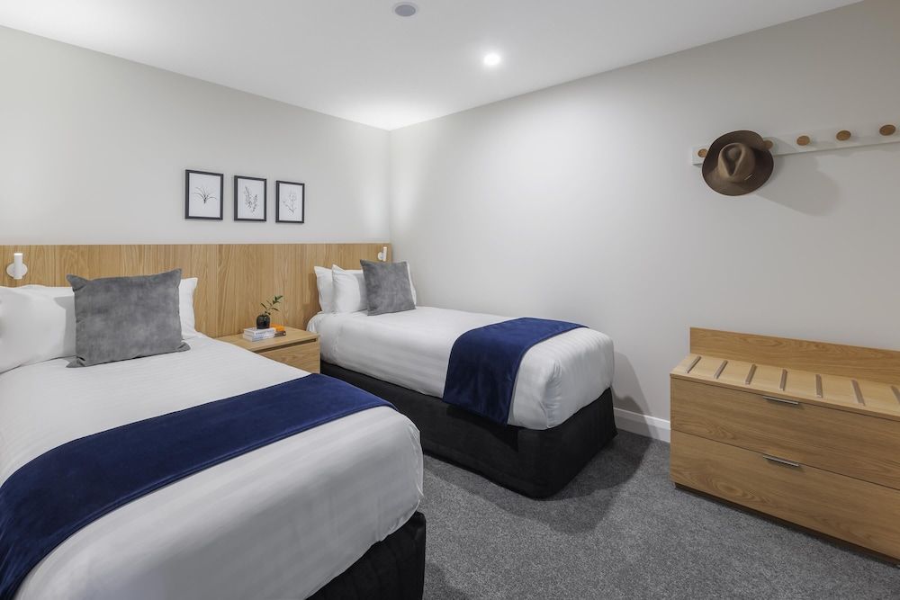 Oaks Queenstown Shores Resort Apartment, 2 Bedrooms (Lake Side) 2