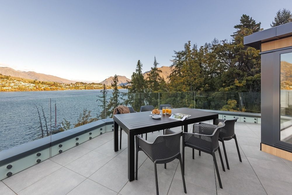 undefined Oaks Queenstown Shores Resort 6