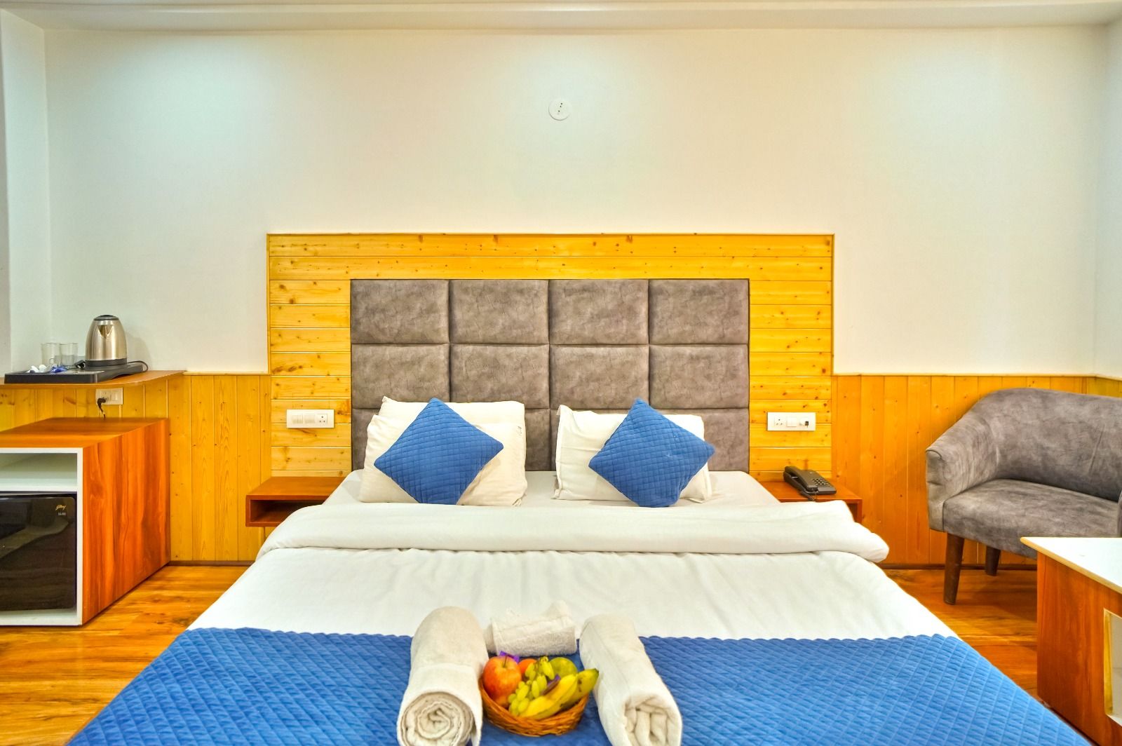 undefined Hotel Nirvana Hills Balcony with Mountain View 8