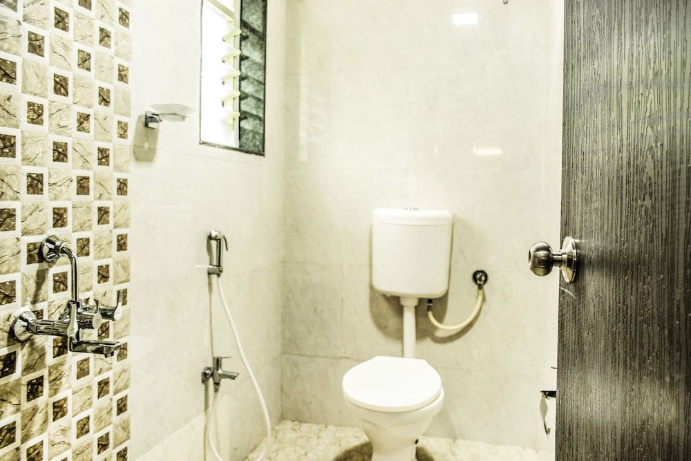 FabHotel Ajay Inn Viman Nagar Deluxe Room, 1 Double Bed, Non Smoking 15