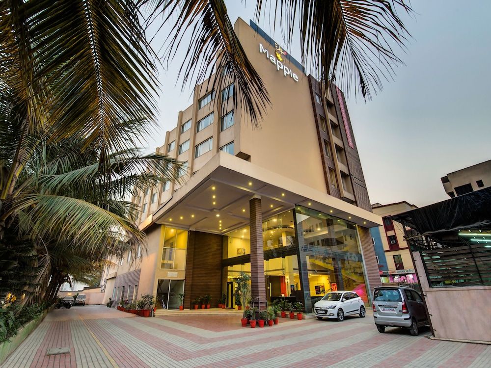 undefined Edition O 30037 Hotel Mapple